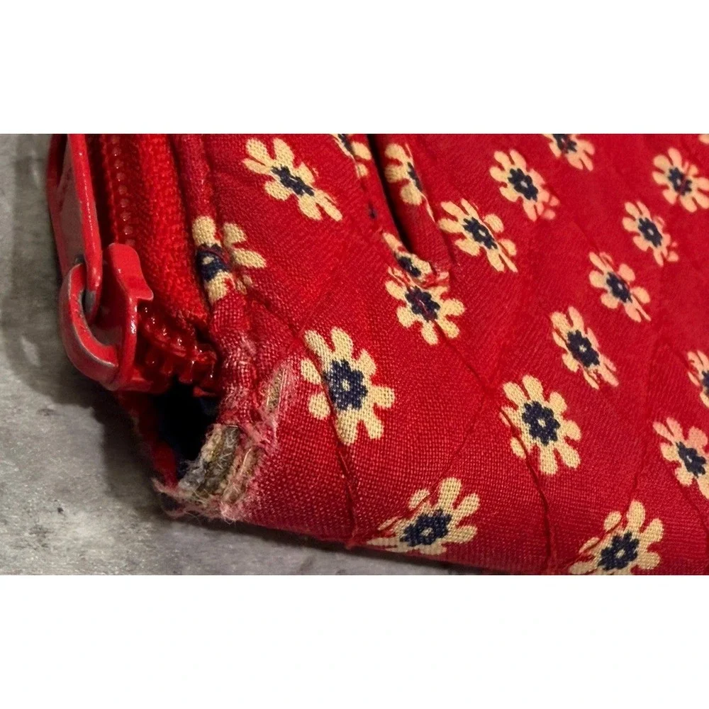 Vera Bradley "Americana Red" Wallet (Released in 2003) - Picture 4 of 16